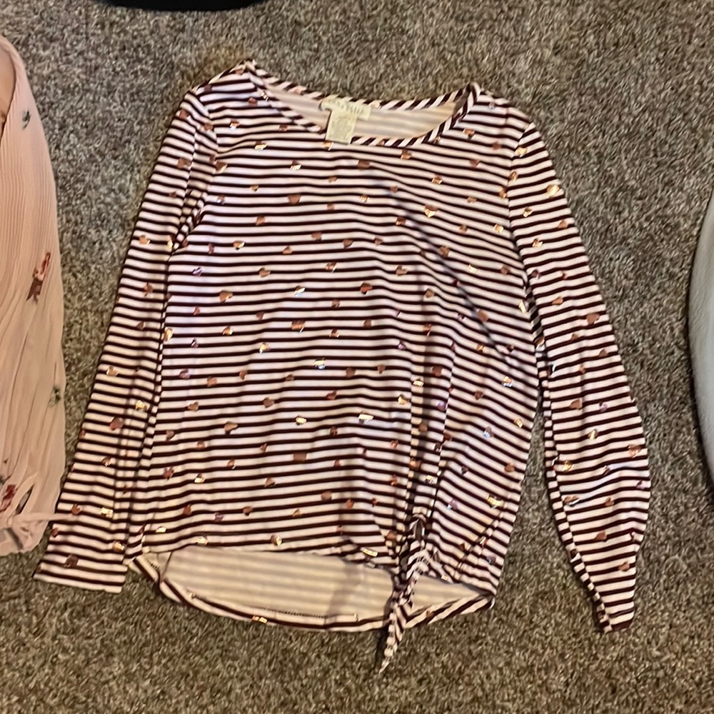 Emma and Elsa 2 shirts